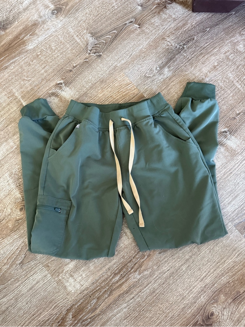 FIGS Moss Zamora Jogger Scrubs with Drawstring